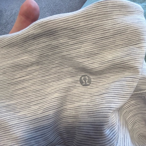 Lululemon Align Wide Leg Crop Pants 23” Size 6 - Picture 5 of 6